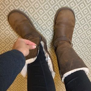 UGGS- leather